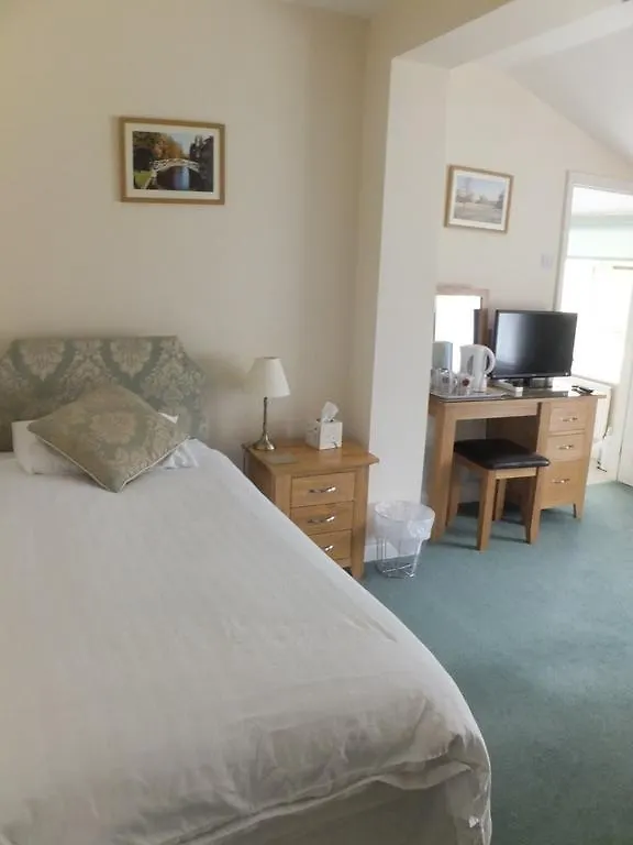 Silverwood Lodge CBG